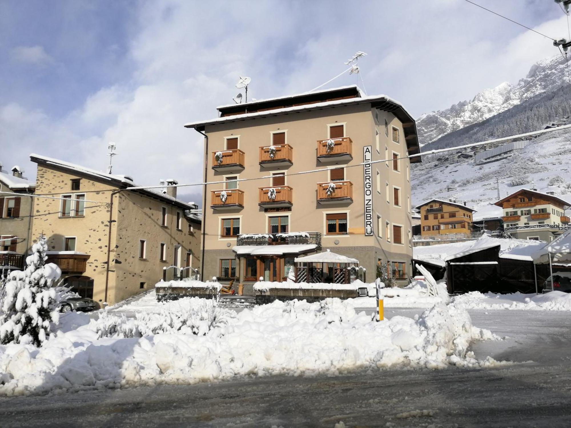 Hotel Zebru Valfurva Luaran gambar